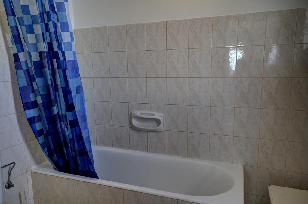 Renos Apartments Polis Extérieur photo